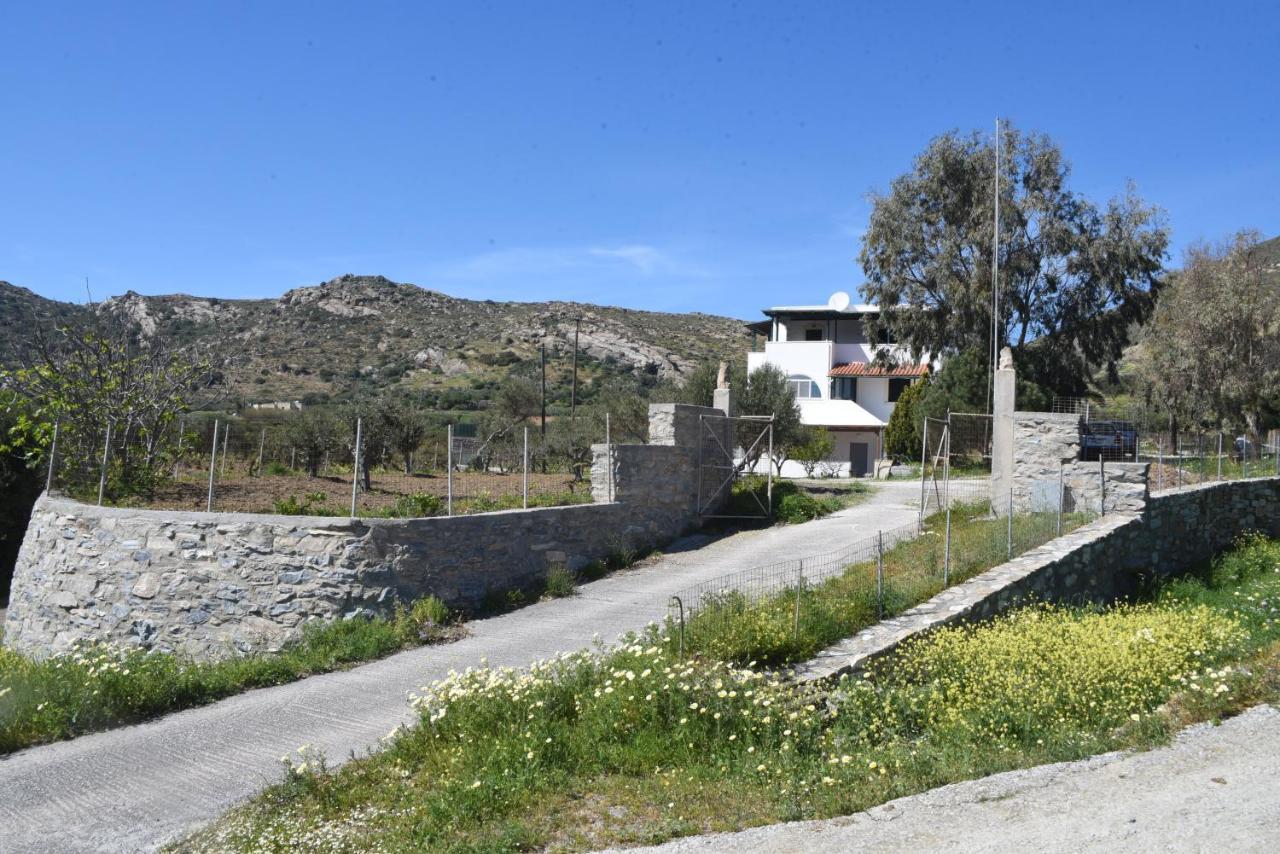 Bernie House 2 Apartment Melanes Luaran gambar